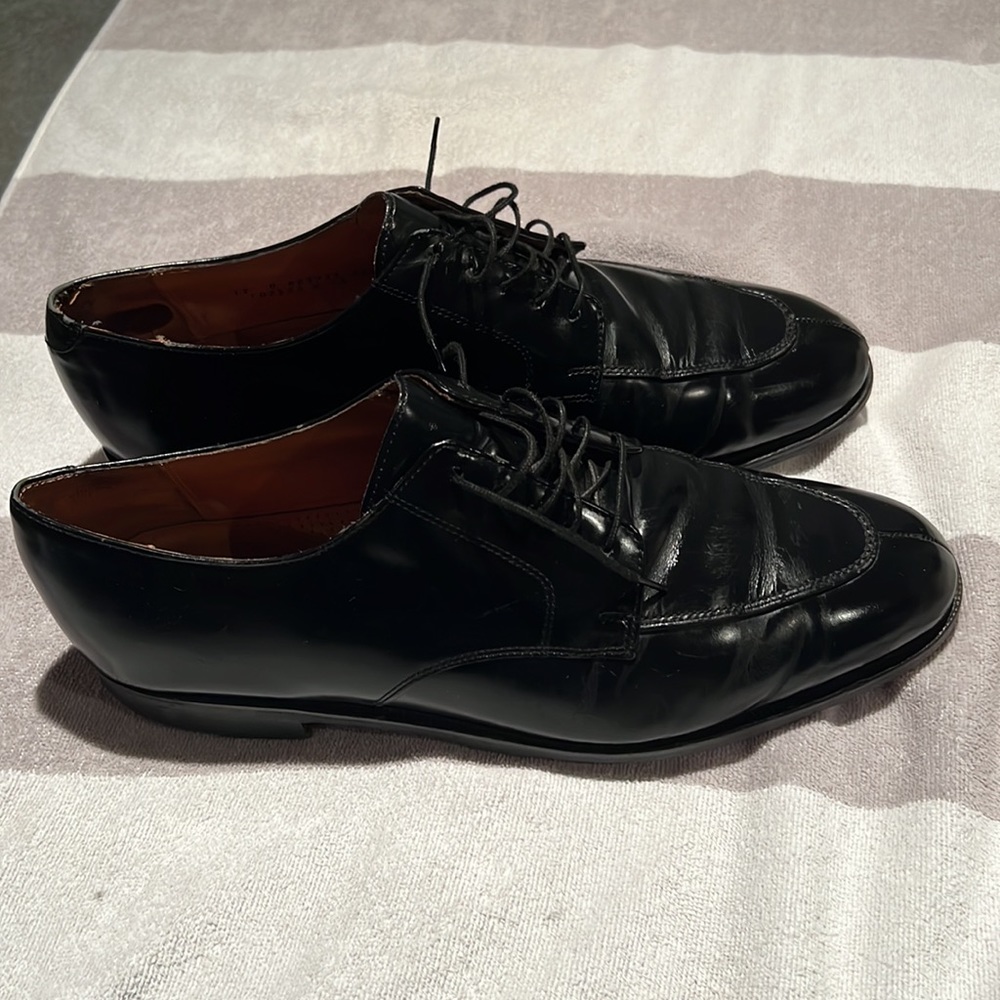 Cole Haan black leather dress shoes 12